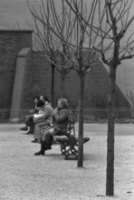 1975, Paris, Rive droite, people.