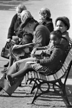 1975, Paris, Rive droite, people.