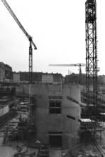 1976, Paris, Rive droite, Les Halles, construction site.