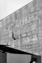 1976, Paris, Rive droite, Les Halles, shopping center.