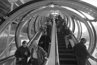 1976, Paris, Rive droite, Centre Pompidou, Beaubourg.