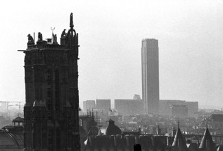 1976, Paris, Rive droite, Paris overview.