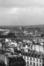 1976, Paris, Rive droite, Paris overview.