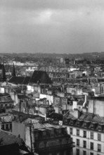 1976, Paris, Rive droite, Paris overview.