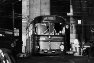 1975, Milan, Navigli, bus.