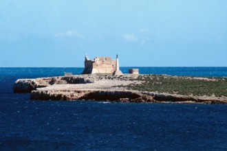 Nature, Italy, region of Sicilia 1975 Isola di Capo Passero (Capo Passero Island).