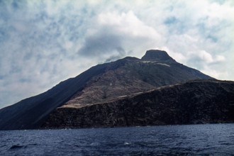 Nature, Italy, region of Sicilia 1975 Isole Eolie, Isola di Stromboli (Aeolian Islands, Stromboli
