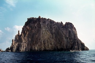 Nature, Italy, region of Sicilia 1975 Isole Eolie, Scoglio Dattilo  (Aeolian Islands,  Dattillo