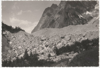 Morainic masses near Entrv®ves.