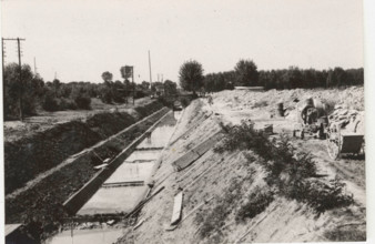 Hydraulic works in Valtidone, Italy. The enlargement and coating of the countour canal's concrete basement.