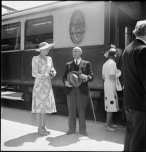 Charlotte of Luxembourg with federal president Etter, 1947.