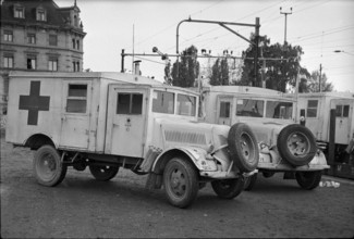 Transfer of a German medical unit; 1945.