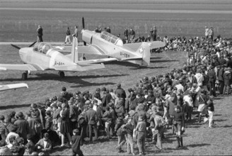 Army training airplanes at Birrfeld airfield 1968.