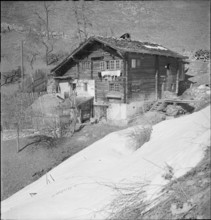 Wooden house in the Valais village Albinen; 1941.