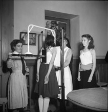 X-ray initiative against lung tuberculosis, Neuchatel 1943.