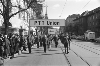 Salaried public employees demanding reduction in working hours; 1966.