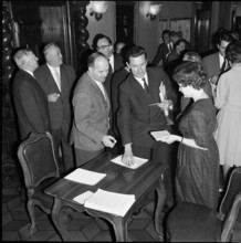 Poliomyelitis vaccination of the council of Zurich 1961.