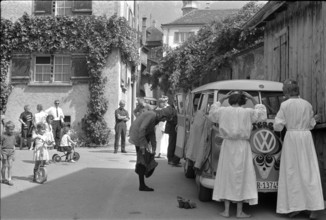 Toni Vescoli and Les Sauterelles dressing up as angels 1968.