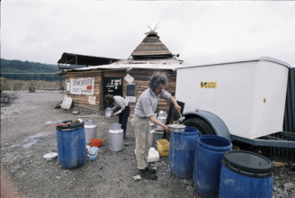 Everyday life in the squatting village.