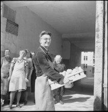 Potato collection in Zurich, 1946.