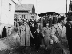 Refugees from Hungary, arrival in Buchs 1956.