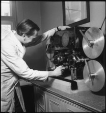 Cartoon about Swiss donation, 1942.