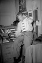 Mobilization report 1947: Call in the office, conscription.