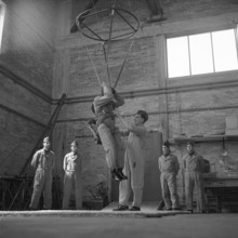 Exercise at parachute, Magadino 1955.