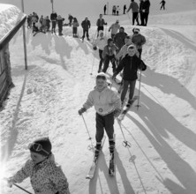 Children ski school in Arosa 1957.
