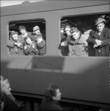 Refugees from Hungary in train of Red Cross 1956.