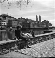 Couple in springtime in Zurich, 1949.