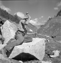 Granite digging in Munster VS: 1941.