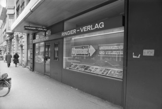 Shop window Ringier publisher: Schweizerische Allgemeine Volks-Zeitung (SAVZ), 1973.