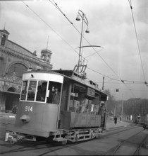 Goods transport for LVZ by tram in Zurich 1941.