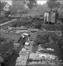 Excavations in Augusta Raurica, 1948.