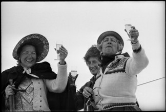 Female climbers wearing historical costumes on the Titlis; rope 1968.