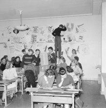 School class organizing choir concert for help in Hungary, Zurich 1956.