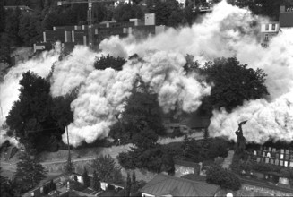 Bildserie; Bild 12 von 14.