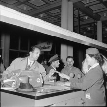 Football WC 1962: Swiss national team departing for Chile.