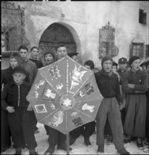 Children at Sternsingen in Berguen.