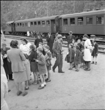 Refugees; arrival children from Domodossola; identification badge; 1944.