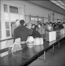 From the beginning of 1960, many spanish guest- workers have arrived in Geneva with their families.