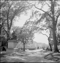 Rousseau-Island in Geneva, 1946.