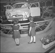 22th Geneva International Motor Show, 1952: Simca.