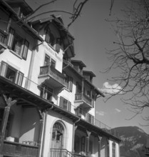 Clothes hanger factory Mutotathal Valley, 1950.