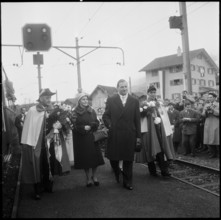 Ludwig von Moos, new elected federal councillor arriving in Alpnach; 1959.
