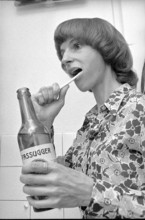 Travelling: Mouth irrigation with table water.