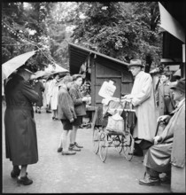 Children's festival in favour of children from Yugoslavia in Zurich, 1946.
