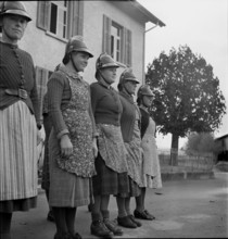 Women of the auxillary fire brigade, 1941.