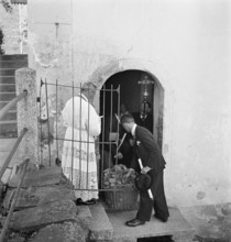 Witsun bread distribution in the Valais, 1941.